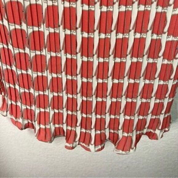 Alfani v neck elephant‎ tank top accordion back size 2 - Picture 3 of 6